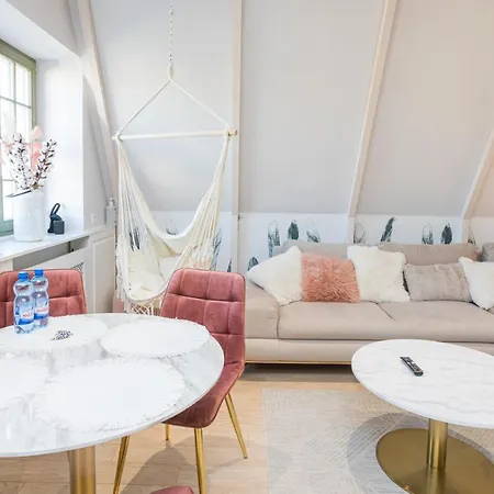 Magiczne Gniazdko Na Samym Rynku * ורוצלב