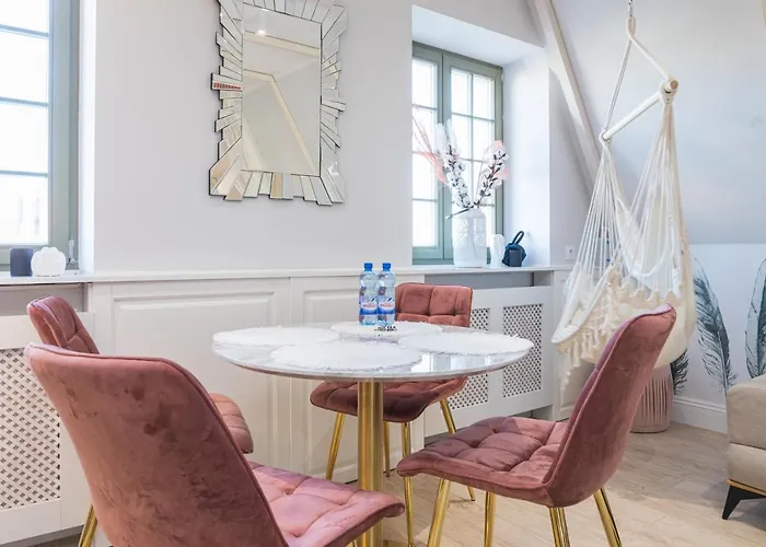 Magiczne Gniazdko Na Samym Rynku ヴロツワフ