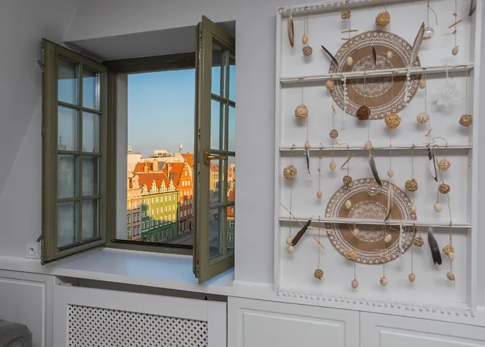 Magiczne Gniazdko Na Samym Rynku * ヴロツワフ