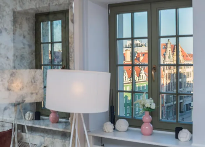 Magiczne Gniazdko Na Samym Rynku ヴロツワフ