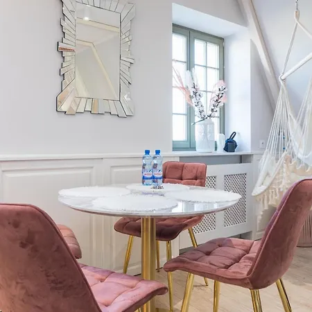 Magiczne Gniazdko Na Samym Rynku Wroclaw