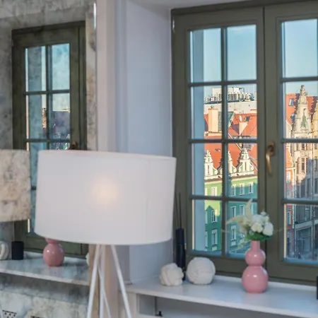 Magiczne Gniazdko Na Samym Rynku Wroclaw