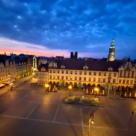 Magiczne Gniazdko Na Samym Rynku Wroclaw