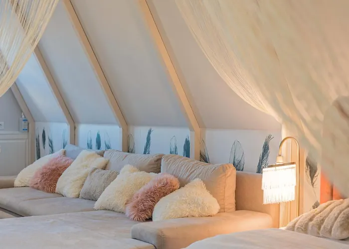 Magiczne Gniazdko Na Samym Rynku *