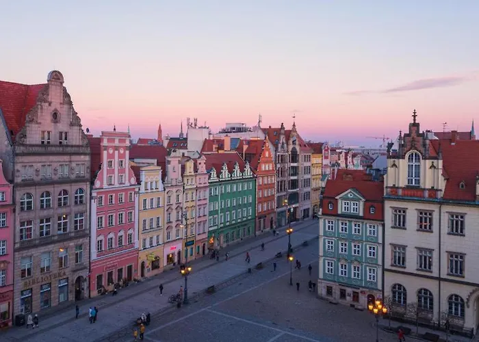 Magiczne Gniazdko Na Samym Rynku Wroclaw